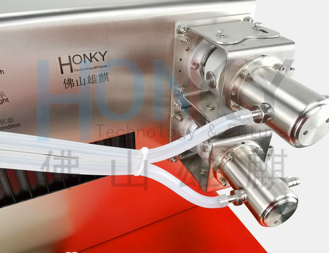 Precision ceramic pump with Â±0.3% accuracy